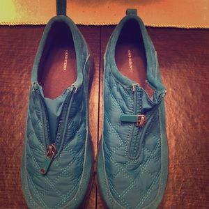 Lands End Snow Shoes - Never Worn